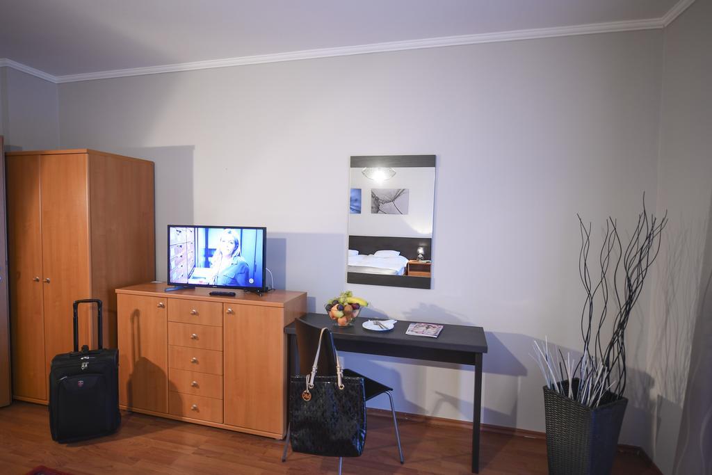 Salt Hill Apartmanok Egerszalók Εξωτερικό φωτογραφία