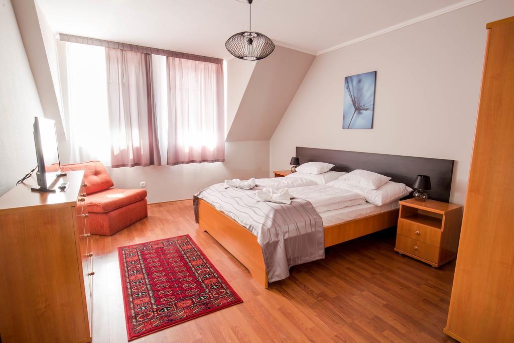Salt Hill Apartmanok Egerszalók Εξωτερικό φωτογραφία