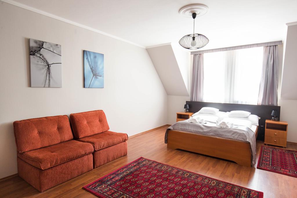 Salt Hill Apartmanok Egerszalók Εξωτερικό φωτογραφία